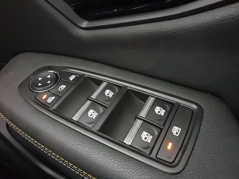 More views of Renault Scenic