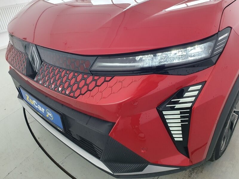 More views of Renault Scenic