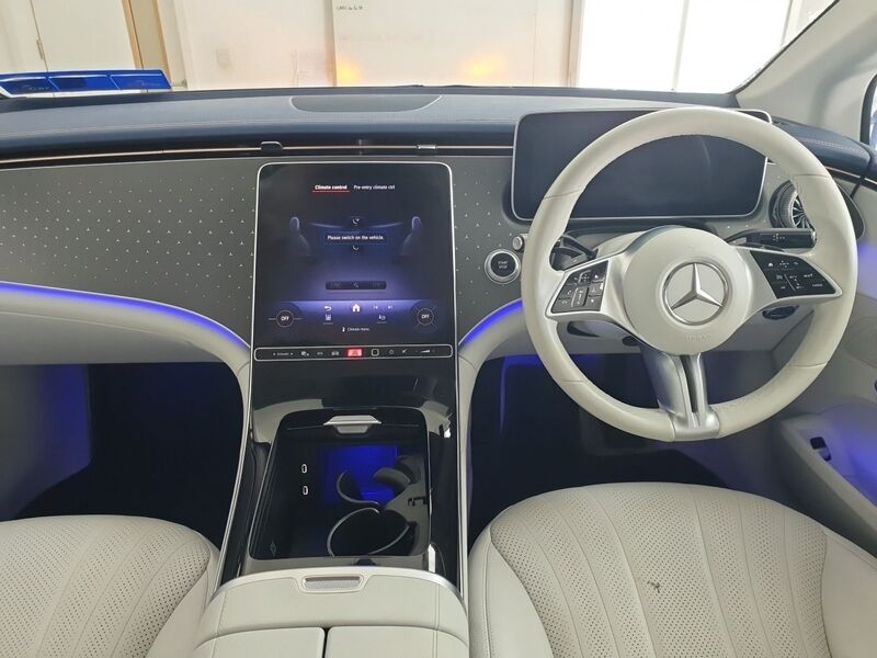 More views of Mercedes-Benz EQE
