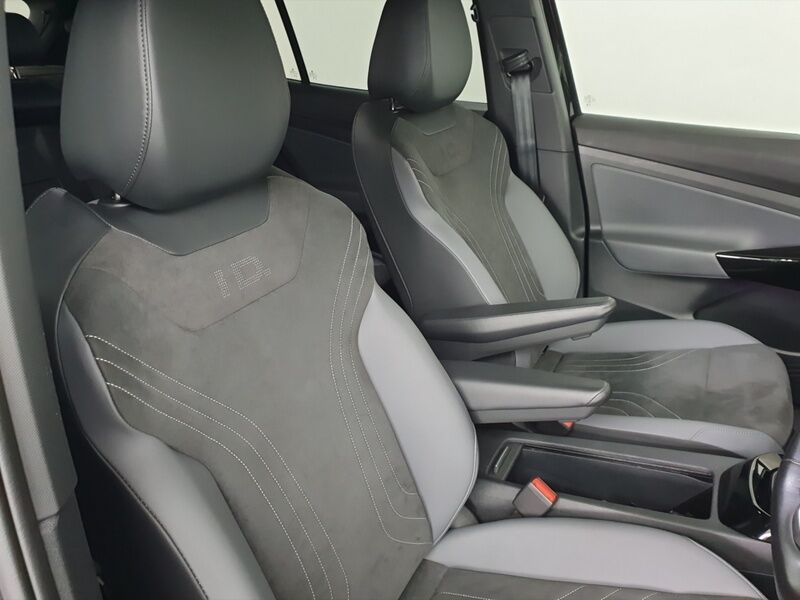 More views of Volkswagen ID.4