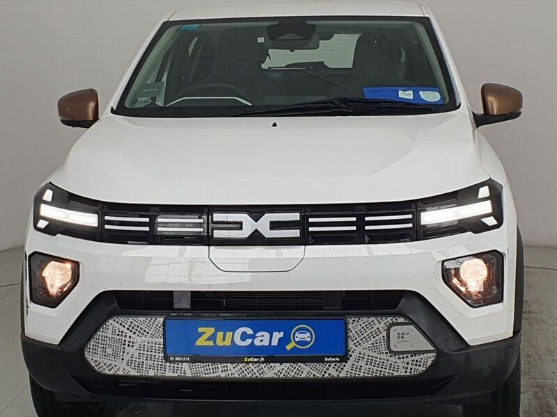 More views of Dacia Spring