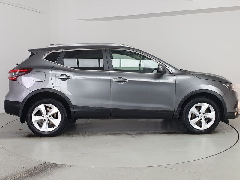 More views of Nissan Qashqai