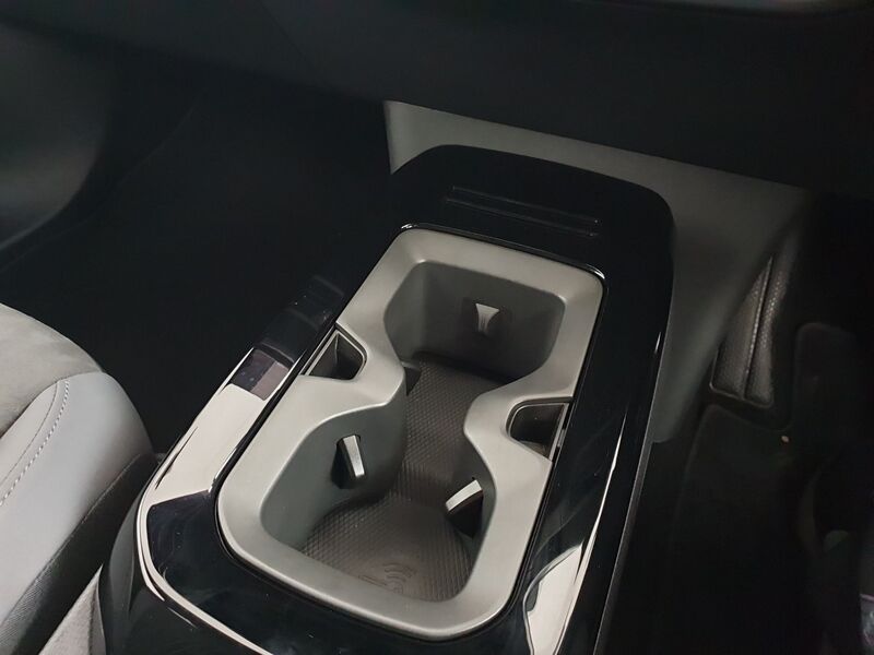 More views of Volkswagen ID.4