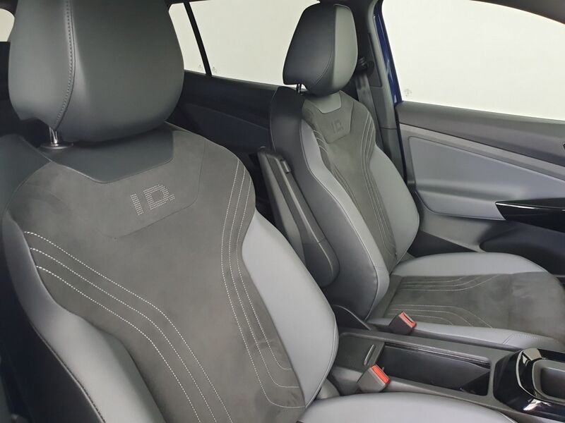 More views of Volkswagen ID.4