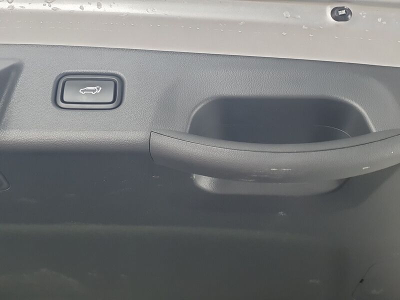 More views of Hyundai Tucson