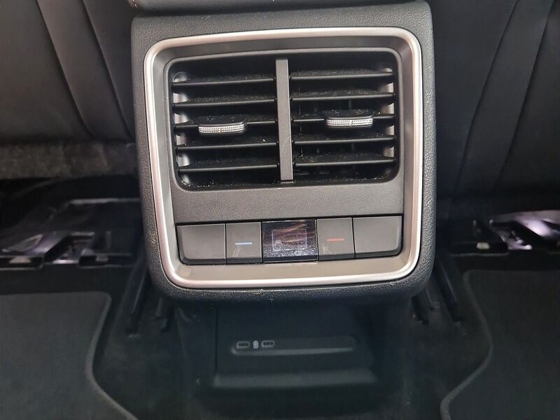 More views of Skoda Enyaq