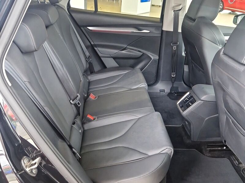 More views of Skoda Enyaq