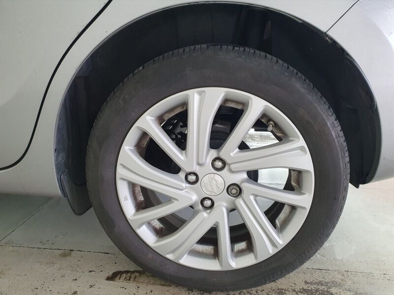 More views of Suzuki Swift