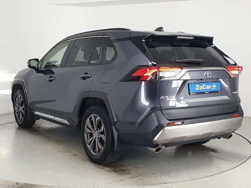 More views of Toyota RAV4