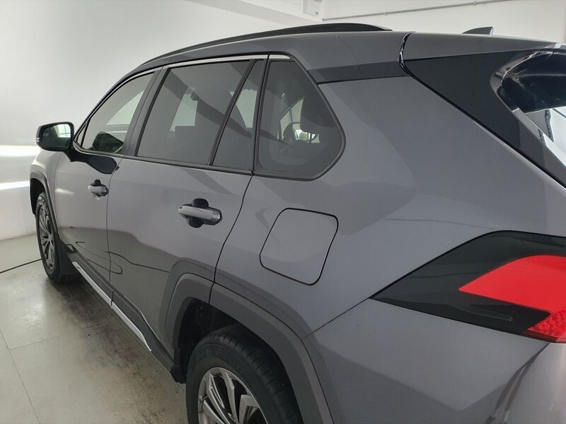 More views of Toyota RAV4