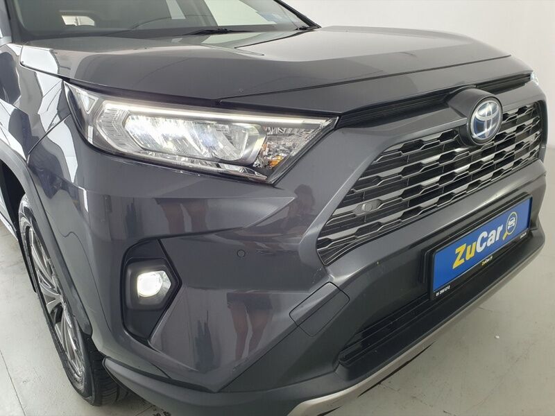More views of Toyota RAV4