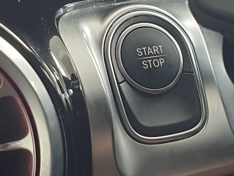 More views of Mercedes-Benz EQB