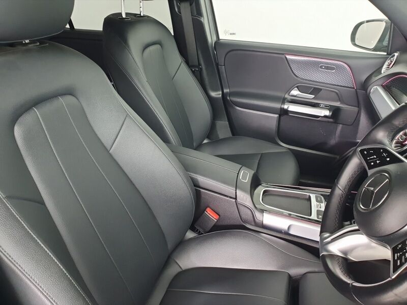 More views of Mercedes-Benz EQB