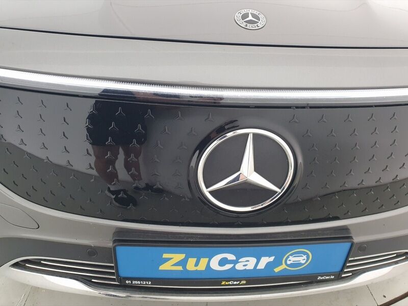 More views of Mercedes-Benz EQB