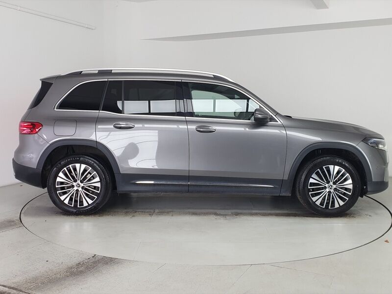 More views of Mercedes-Benz EQB