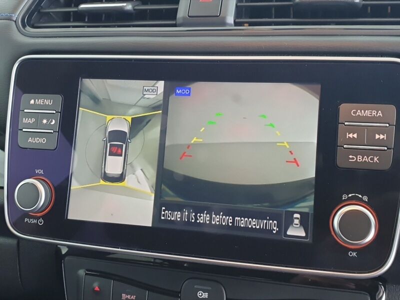 More views of Nissan Leaf