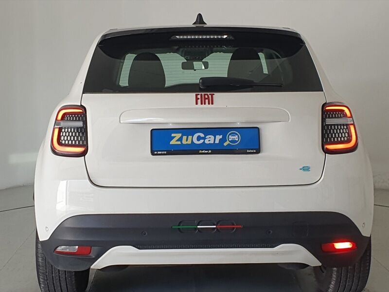 More views of Fiat 600