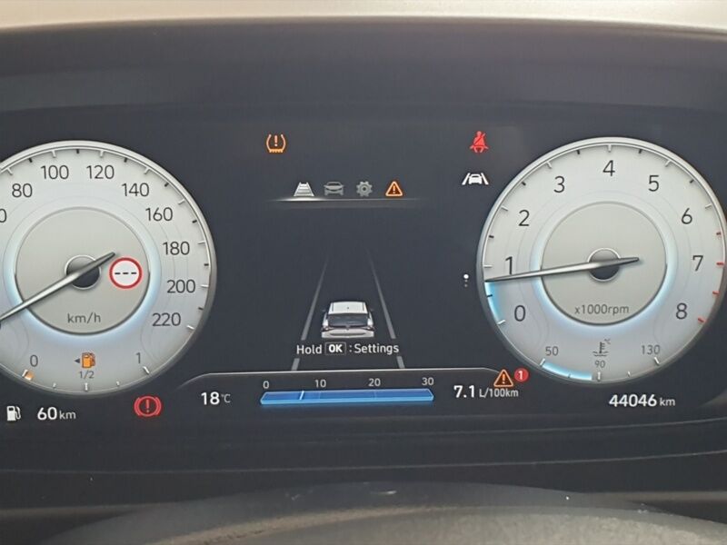 More views of Hyundai i20