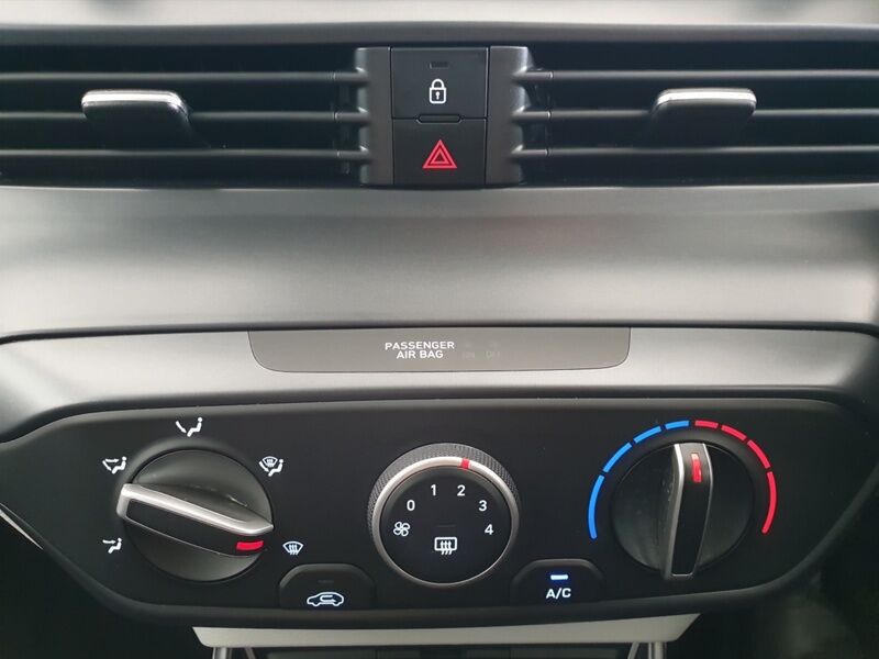 More views of Hyundai i20