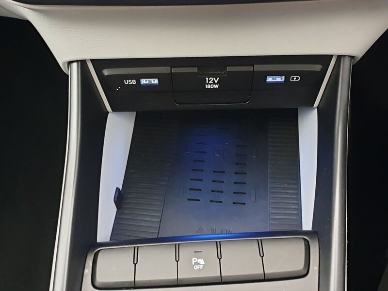 More views of Hyundai i20