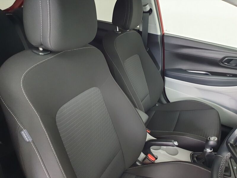 More views of Hyundai i20