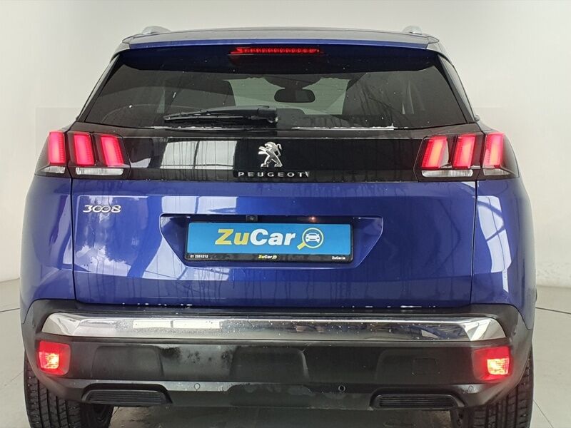 More views of Peugeot 3008