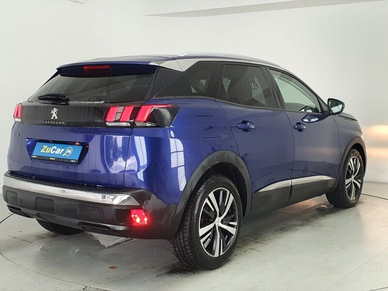 More views of Peugeot 3008