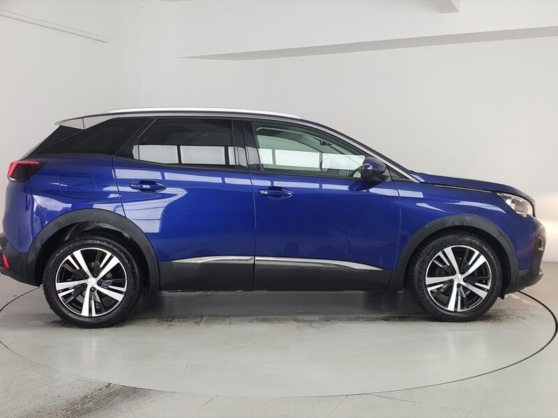 More views of Peugeot 3008