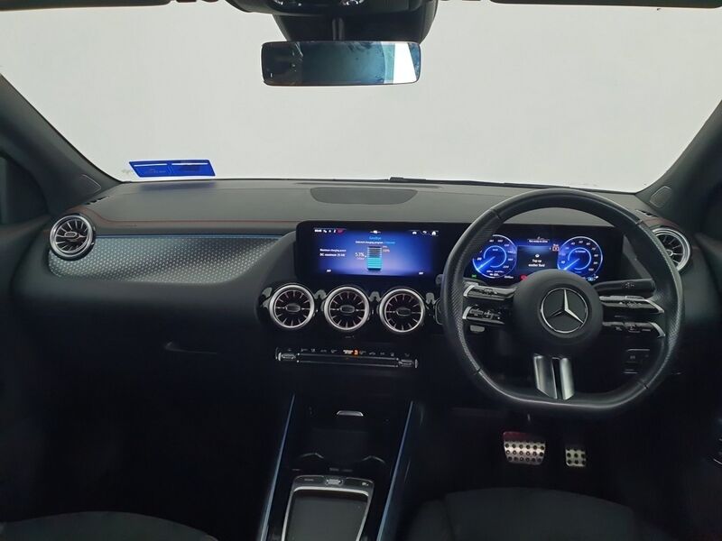 More views of Mercedes-Benz EQA