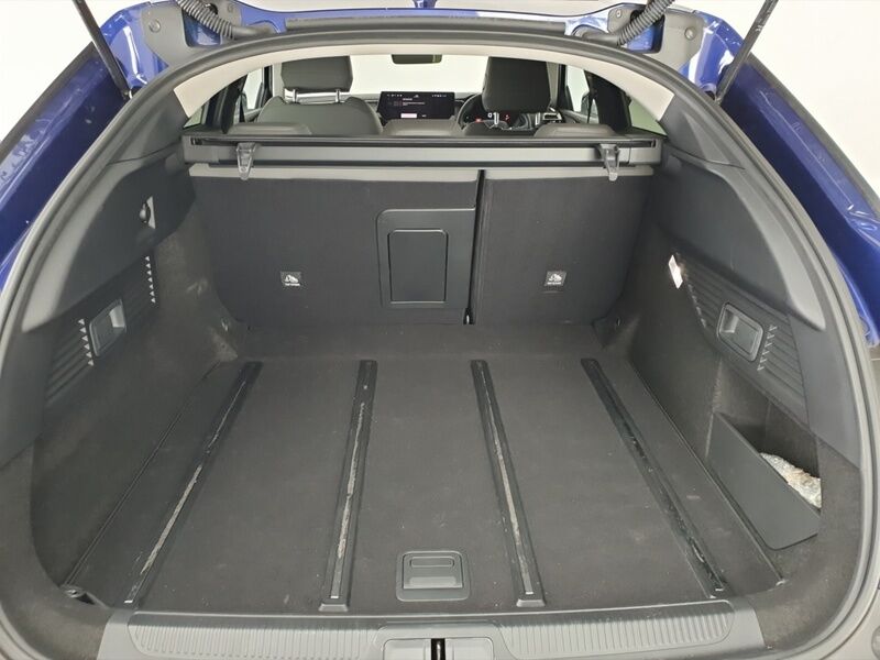 More views of Citroen C5 X