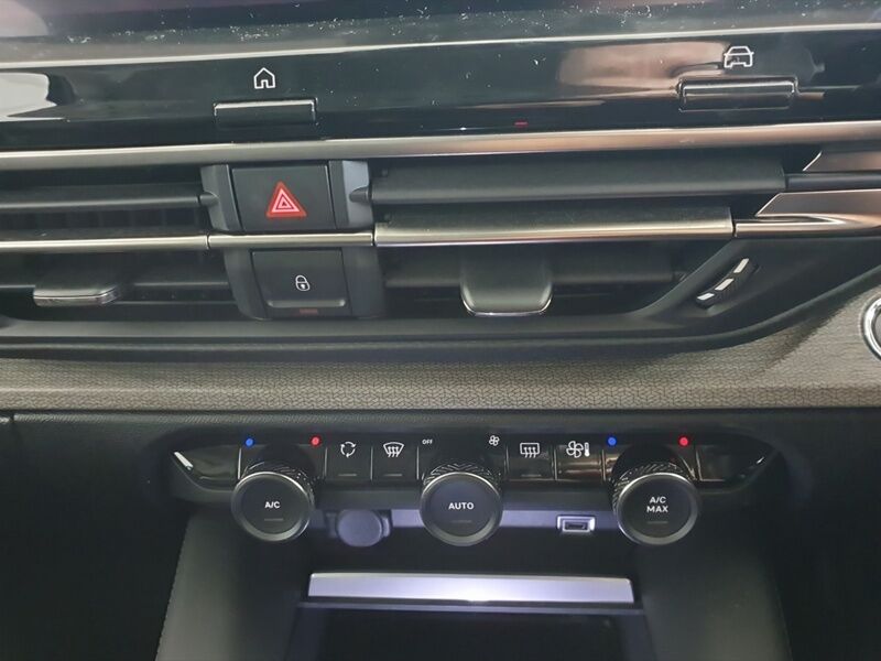 More views of Citroen C5 X
