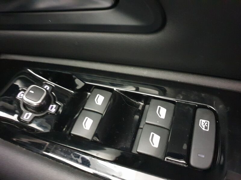 More views of Citroen C5 X