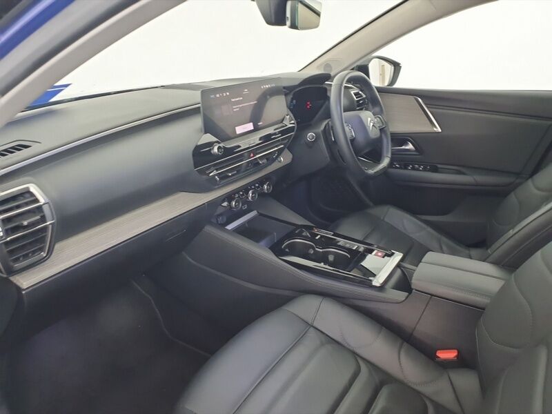More views of Citroen C5 X