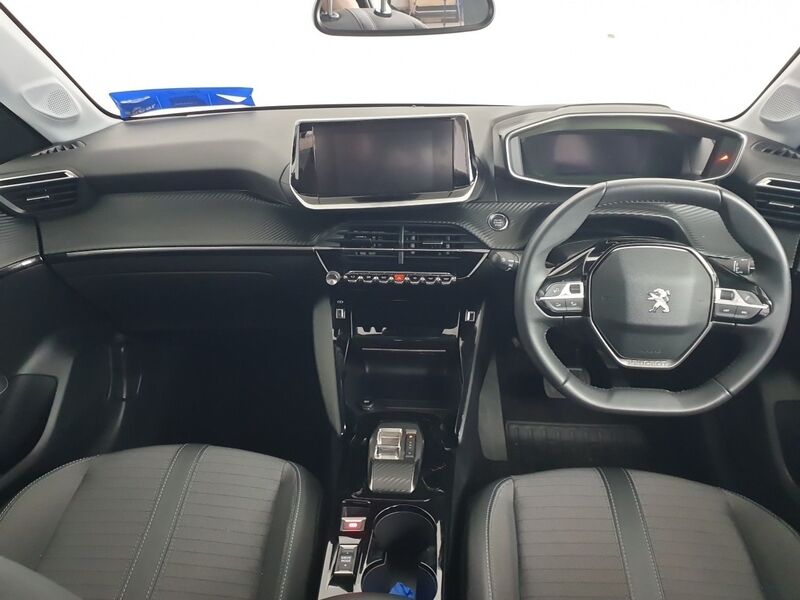 More views of Peugeot 208