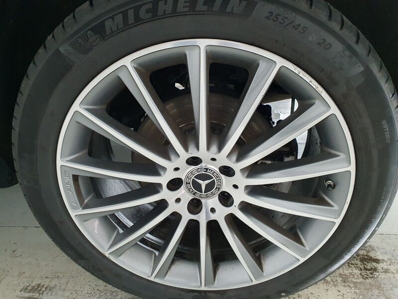 More views of Mercedes-Benz GLC