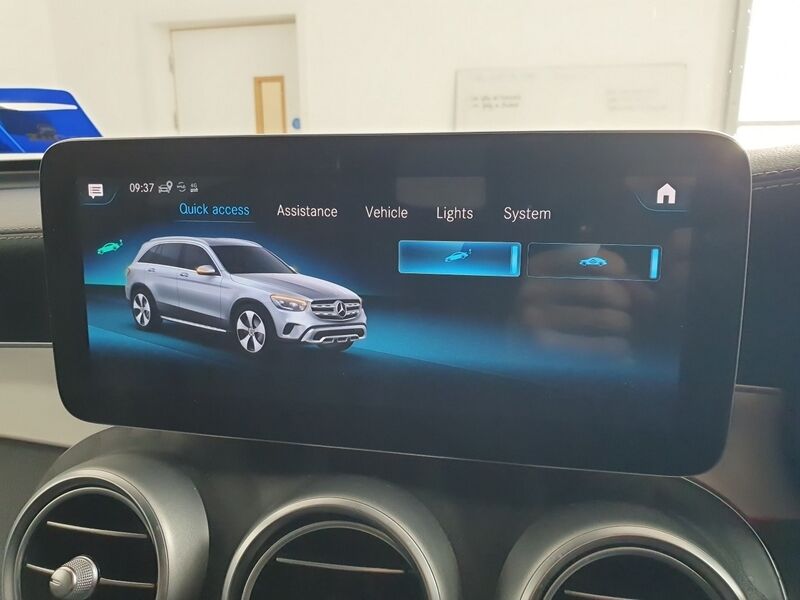 More views of Mercedes-Benz GLC