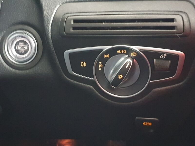 More views of Mercedes-Benz GLC
