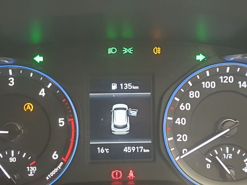 More views of Hyundai KONA