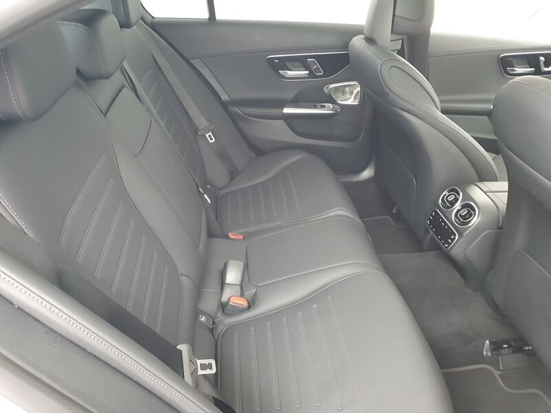 More views of Mercedes-Benz 300