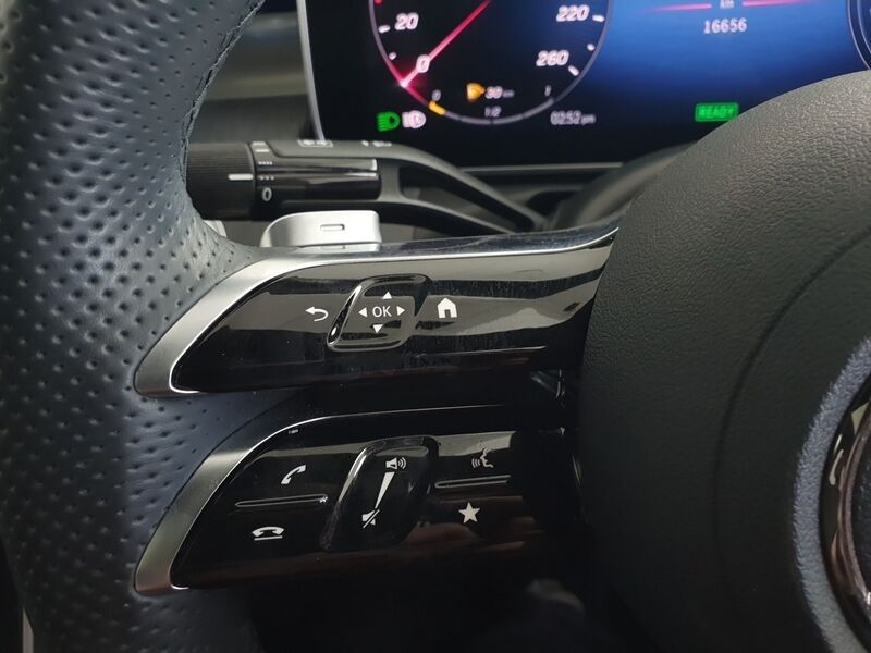 More views of Mercedes-Benz 300