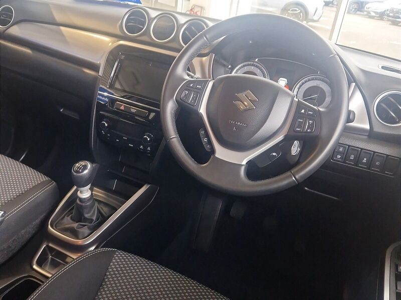More views of Suzuki Vitara
