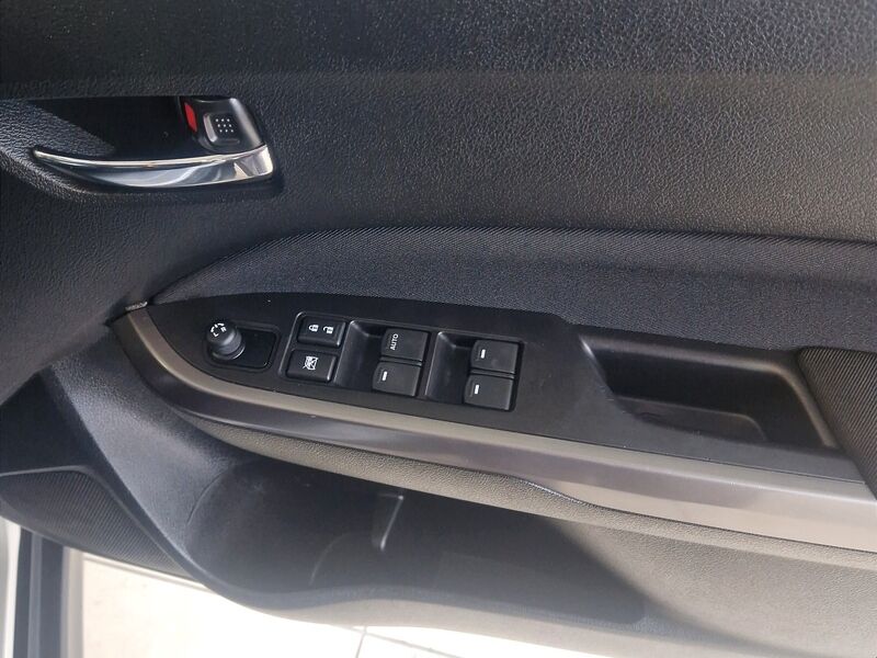 More views of Suzuki Vitara