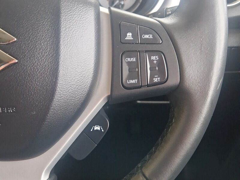 More views of Suzuki Vitara