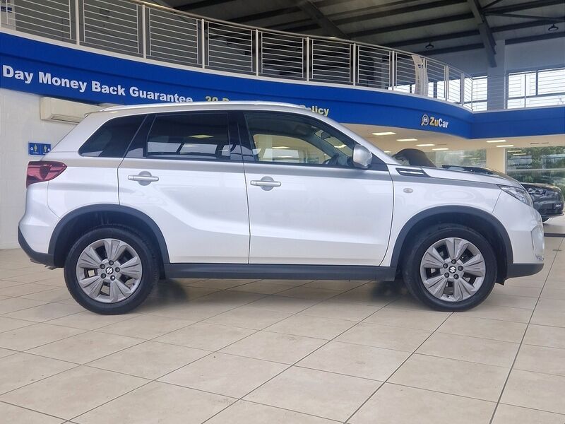 More views of Suzuki Vitara