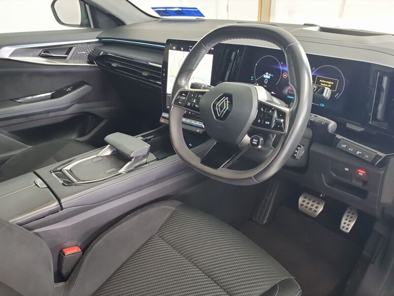 More views of Renault Austral