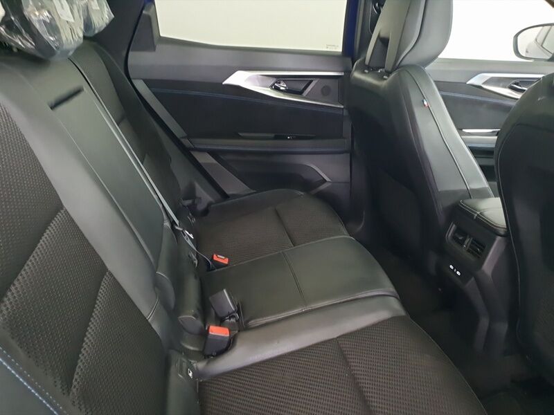 More views of Renault Austral
