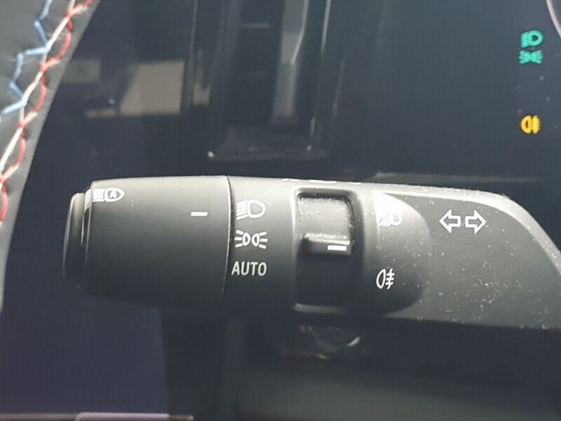More views of Renault Austral