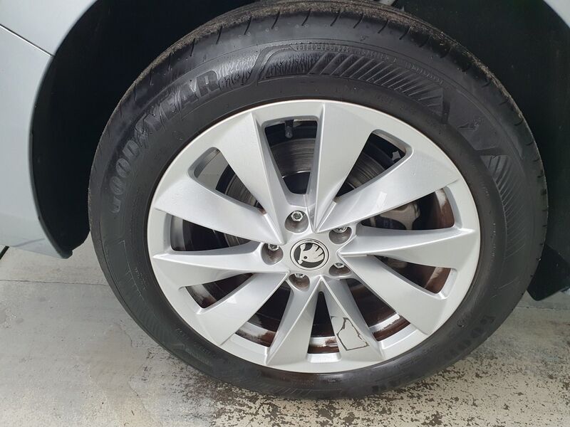 More views of Skoda Superb