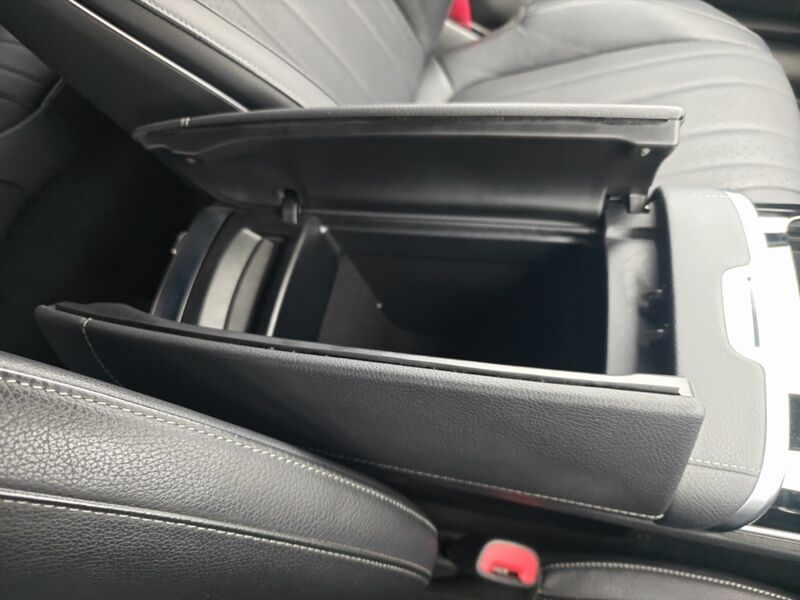 More views of Mercedes-Benz EQE