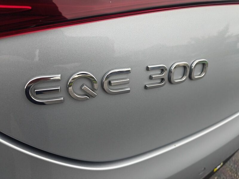 More views of Mercedes-Benz EQE